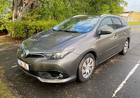 Toyota Auris Edition-S