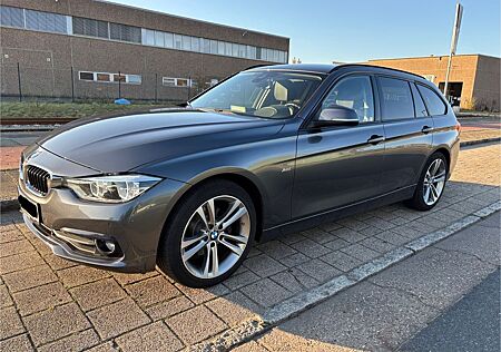 BMW 320dA xD Touring Sport Line*AHK*LED*HeadUp*Leder