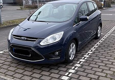 Ford C-Max 1,0 EcoBoost 74kW Titanium Ausstattung