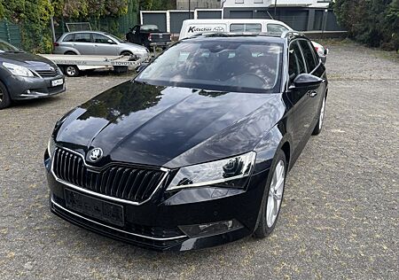 Skoda Superb Combi 2.0 TDI 4x4 Style *AHK*