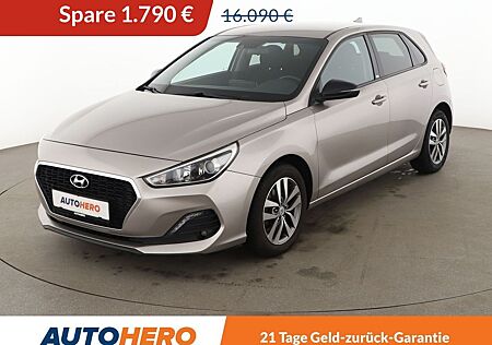 Hyundai i30 1.6 CRDi YES!*NAVI*TEMPO*CAM*PDC*SHZ*