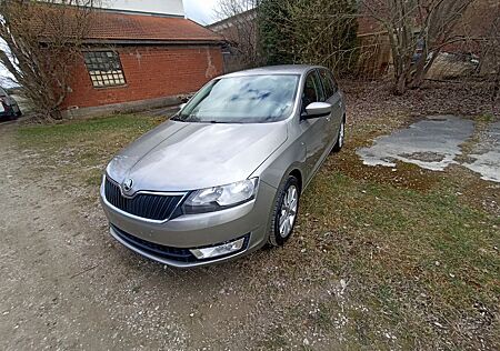 Skoda Rapid 1.6 TDI 66kW Ambition Spaceback Ambition