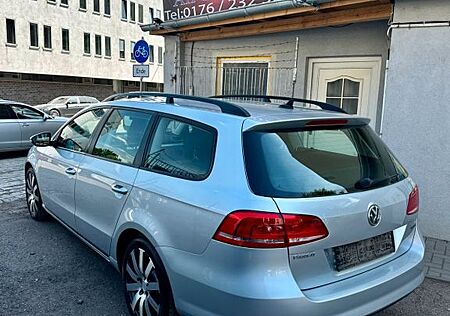 VW Passat Variant Volkswagen Trendline BlueMotion