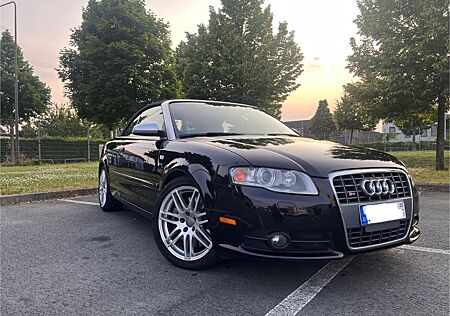 Audi S4 4.2 tiptronic quattro Cabriolet -