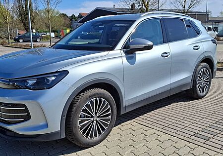 VW Tiguan Volkswagen 1.5 eTSI OPF DSG Elegance