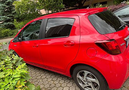 Toyota Yaris 1,5-l-VVT-i CVT Hybrid Club Club