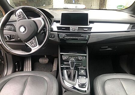 BMW 2er 220 Active Tourer 220d xDrive Luxury Line A ...
