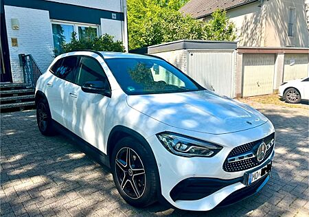 Mercedes-Benz GLA 220 d Aut. AMG*AMBIENTE*LED*NIGHT*MBUX
