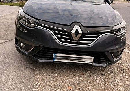 Renault Megane IV ENERGY Intens (8-Fach bereift)