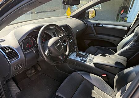 Audi Q7 3.0 TDI (DPF) quattro tiptronic -