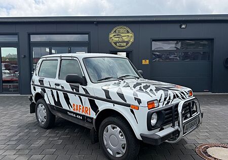 Lada Niva 4x4 urban*TOP Zustand+2. Hand*
