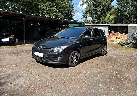 Hyundai i30 CW 1.6 CRDi 66 kW Classic Classic