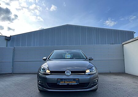 VW Golf Volkswagen VII Lim. Highline BMT*SHZ*MFL*SCHECKHEFT*