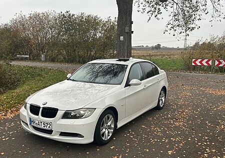 BMW 320d -HU03/27 - 8-Fach - Scheckheft - Voll