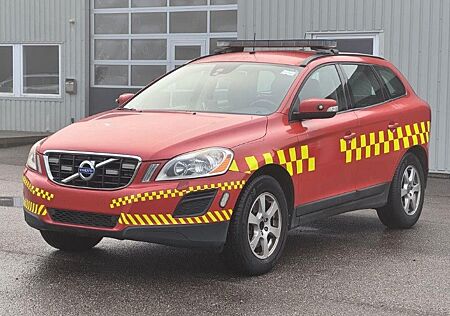 Volvo XC 60 XC60 Kinetic AWD FEUERWEHR/TEMPOMAT/KLIMAAUT