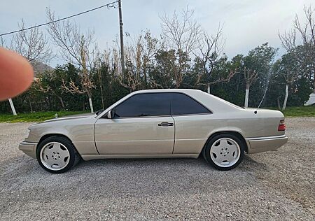 Mercedes-Benz CE 320