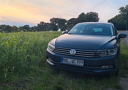 VW Passat Variant Volkswagen 1.6 TDI DSG Comfortline Varia...