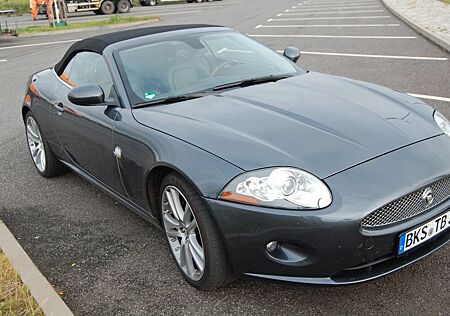 Jaguar XK8