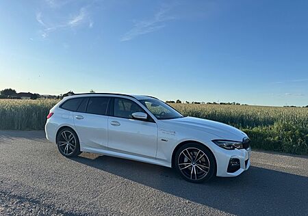 BMW 330e Touring M Sport Automatic M Sport