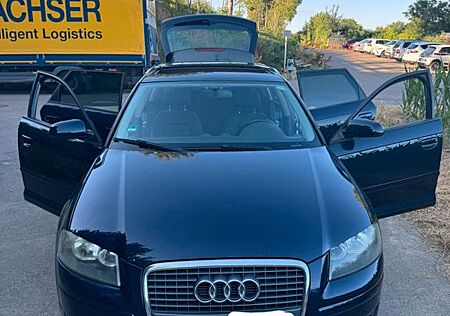 Audi A3 1.6 Ambiente Sportback Ambiente