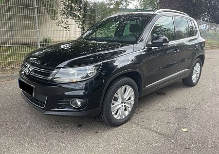 VW Tiguan Volkswagen 2.0 TDI Life AHK KAMERA NAVI gepflegt!