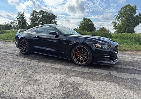Ford Mustang 5.0 Ti-VCT V8 GT GT