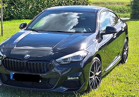 BMW 218i Gran Coupé Modell M Sport 19'' M LM-Felgen