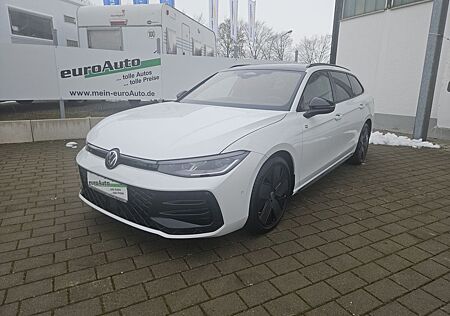 Volkswagen Passat Variant R-Line 2.0 TDi DSG 4Mo Leder Navi