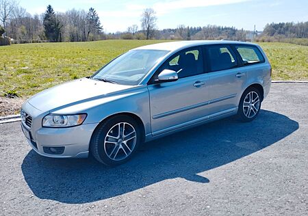 Volvo V50 D4 Momentum Geartronic