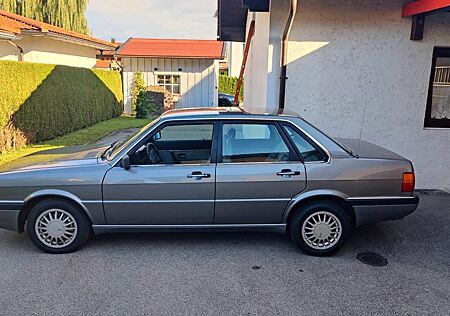 Audi 90 B2