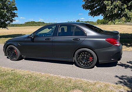 Mercedes-Benz C 63 AMG C 63 S AMG Limousine V8 S