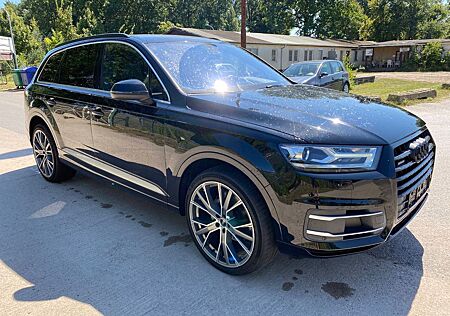 Audi Q7 3.0 TDI quattro S-Line*AHK*Leder*Navi*22 Zoll