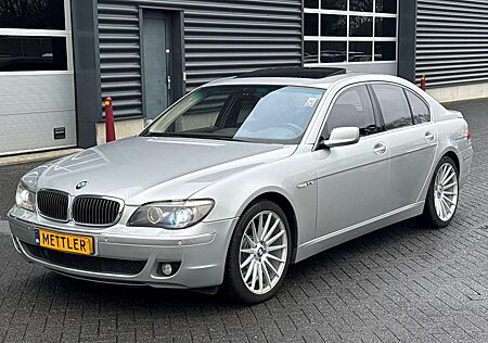BMW 760i 7-serie , 6.0 V12, softclose, panoramadak, e