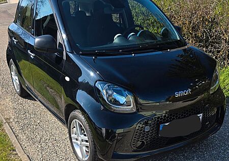 Smart ForFour 60kW EQ ,Mercedesgarantie bis 07/27