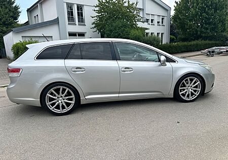 Toyota Avensis Kombi Edition