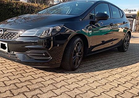 Opel Astra 1.2 Direct Injection Turbo 81kW Editio...