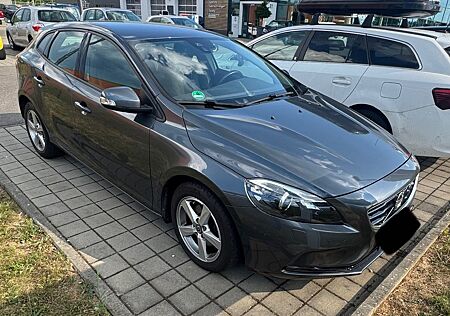 Volvo V40 You!