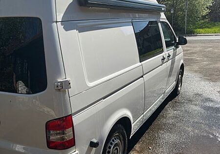 VW T5 Transporter Volkswagen Wohnmobil-Umbau | 2. Hand | Anhängerkupplung