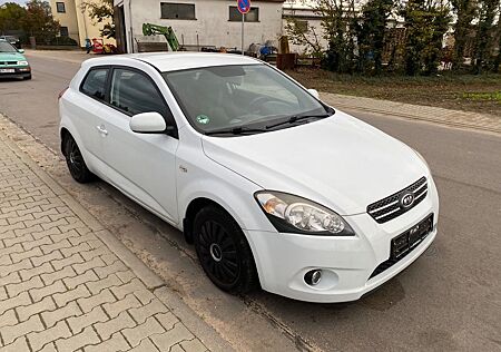 Kia Cee'd / Ceed 1.6 Benzin