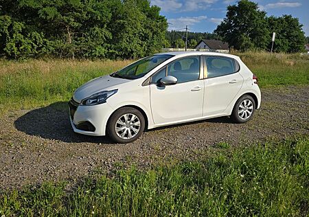 Peugeot 208 PureTech 110 Active Active