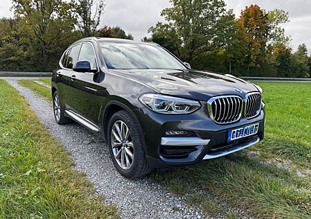 BMW X3 xDrive20d xLine AT xLine, PaDa, HUD, HarmanKa