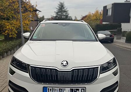 Skoda Karoq gebraucht kaufen Skoda Karoq 1.5 TSI ACT DSG STYLE