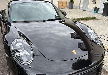 Porsche 911 Carrera 4S