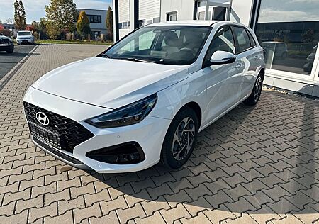 Hyundai i30 smart 97PS - Sitzhzg.,Lendkradhzg.,Kamera