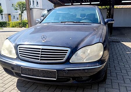 Mercedes-Benz S 320 - W 220