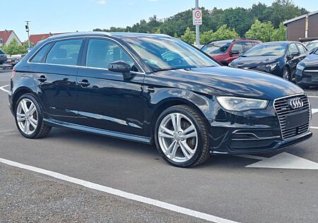 Audi A3 Sportback 1.4 TFSI e-tron S-Line ambition