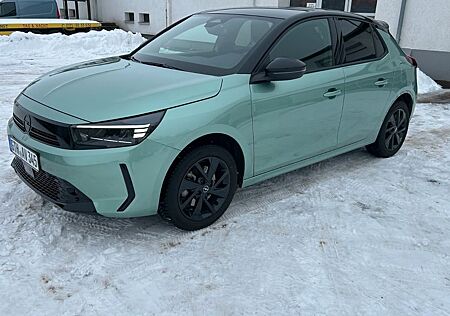 Opel Corsa F YES