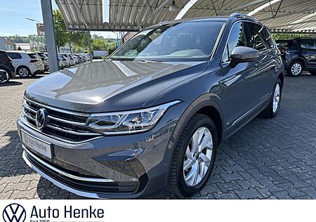 VW Tiguan Volkswagen 2.0 TDI SCR DSG ELEGANCE + PANO-DACH + LE