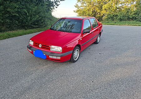 VW Vento Volkswagen 1.8 55kW GLX GLX