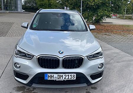 BMW X1 sDrive20i Advantage Steptronic DCT Advantage
